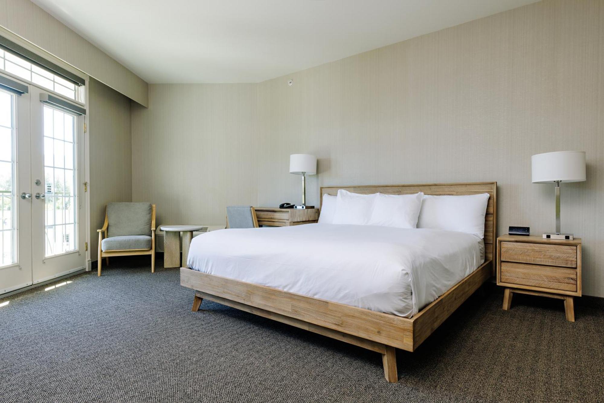 รามาดา บาย วินด์แฮม เพนทิคชั่น โฮเต็ล แอนด์ สวีท Hotel เพนทิกตัน ภายนอก รูปภาพ